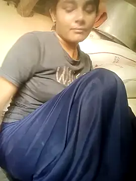 Snapshot of Hot_siiii chatting on 10, 9, 2025 Hot siiii online show from 10, 9, 2025