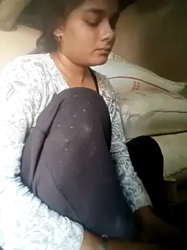 Snapshot of Hot_siiii chatting on 12, 9, 2025 Hot siiii online show from 12, 9, 2025