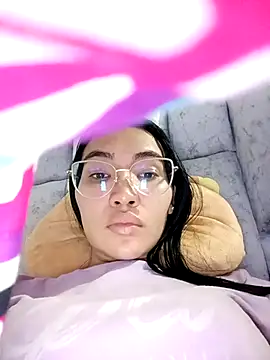 lucyy liiuu online show from 9, 10, 2025