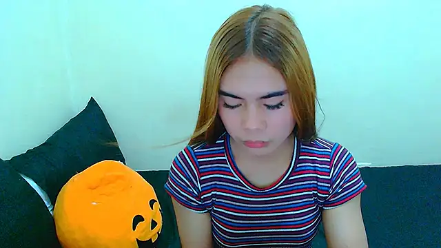 mikhaylahanderson online show from 15, 1, 2026