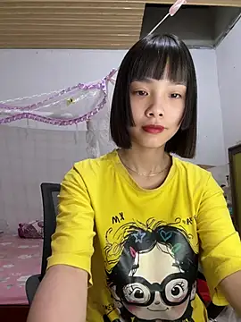 Snapshot of andymi1 chatting on 29, 6, 2026 andymi1 online show from 29, 6, 2026