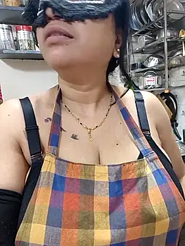 Queen Nightt online show from 1, 3, 2026