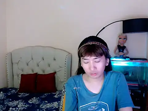 ShantalFoxxy  online show from 2, 4, 2026