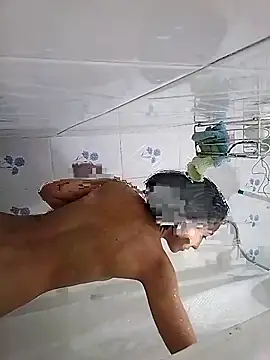 Natzu Choi online show from 22, 9, 2025