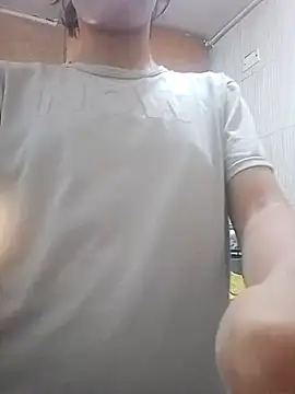 Natzu Choi online show from 28, 9, 2025