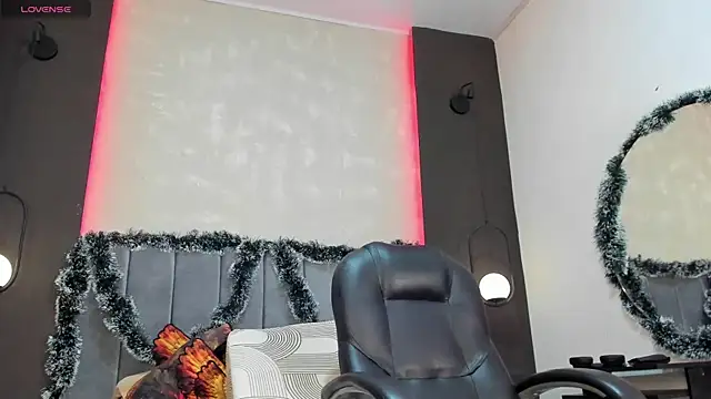 Liam walk  online show from 29, 11, 2025