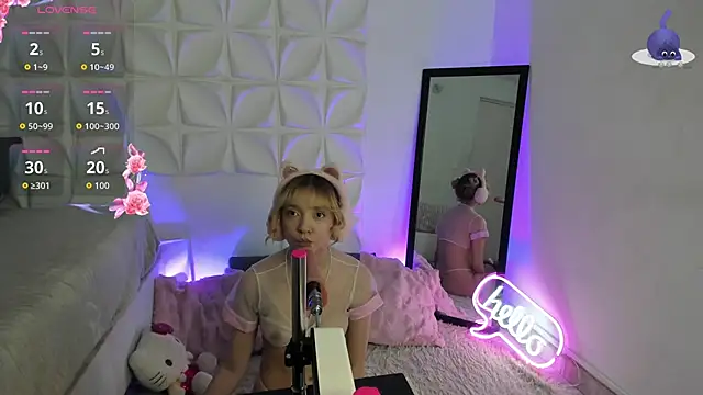 JuliethMoss online show from 1, 10, 2025