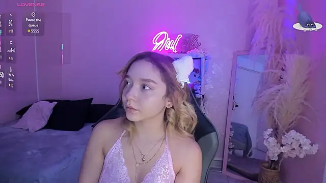 JuliethMoss online show from 2, 3, 2026