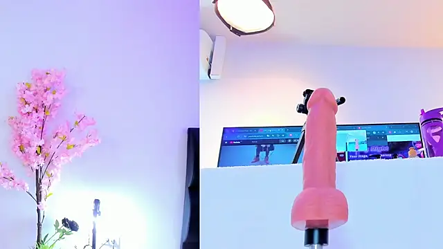 maily zanss online show from 4, 12, 2025