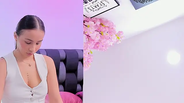 Snapshot of maily_zanss chatting on 30, 5, 2026 maily zanss online show from 30, 5, 2026