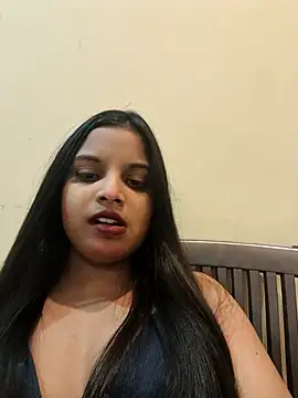 Snapshot of Maahhii_2 chatting on 20, 11, 2025 Maahhii 2 online show from 20, 11, 2025