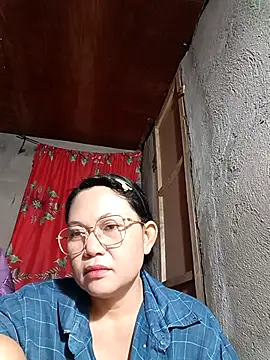 Everleigh mom online show from 15, 10, 2025