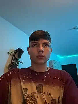 Snapshot of alandelrey57 chatting on 29, 10, 2025 alandelrey57 online show from 29, 10, 2025