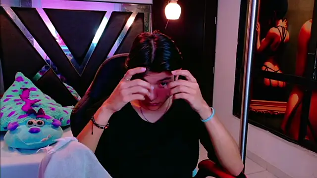 alandelrey57 online show from 12, 2, 2026