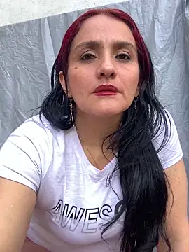 Snapshot of kataleya_29 chatting on 27, 5, 2026 kataleya 29 online show from 27, 5, 2026