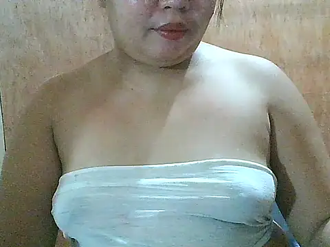 Snapshot of fresh_rosie chatting on 23, 2, 2026 fresh rosie online show from 23, 2, 2026