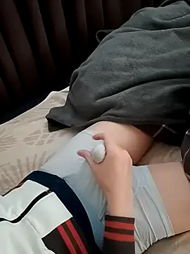 Snapshot of rikutorikukuto chatting on 2, 2, 2026 rikutorikukuto online show from 2, 2, 2026