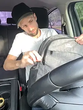 Snapshot of thejohnryancollection chatting on 17, 10, 2025 thejohnryancollection online show from 17, 10, 2025