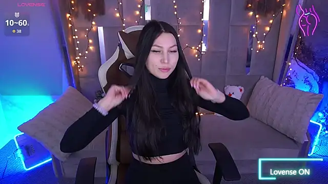 Snapshot of EliseVelour chatting on 8, 2, 2026 EliseVelour online show from 8, 2, 2026