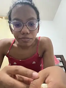 Snapshot of Valen1800 chatting on 19, 9, 2025 Valen1800 online show from 19, 9, 2025