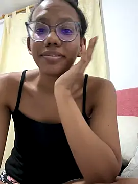 Snapshot of Valen1800 chatting on 20, 9, 2025 Valen1800 online show from 20, 9, 2025