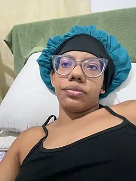 Snapshot of Valen1800 chatting on 31, 10, 2025 Valen1800 online show from 31, 10, 2025