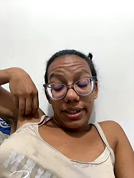 Snapshot of Valen1800 chatting on 4, 12, 2025 Valen1800 online show from 4, 12, 2025