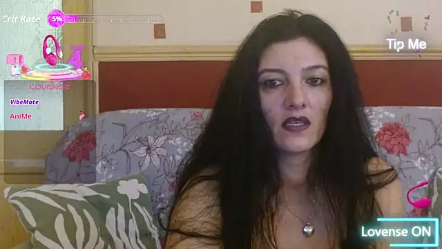 Snapshot of Goldgirl89 chatting on 19, 9, 2025 Goldgirl89 online show from 19, 9, 2025