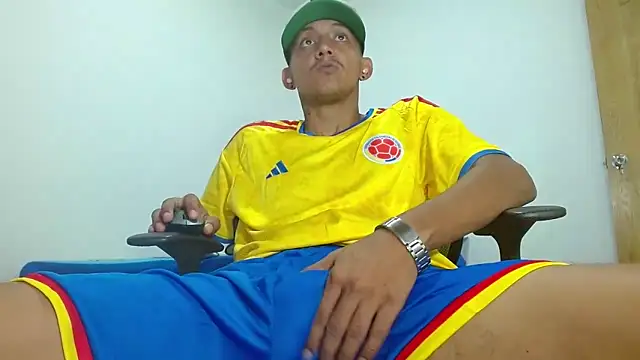 skinny23cm online show from 20, 6, 2026