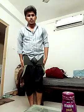 Snapshot of HarryChoudhary21 chatting on 30, 6, 2026 HarryChoudhary21 online show from 30, 6, 2026