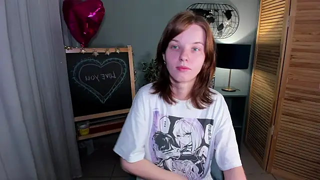 Snapshot of Madelaineses chatting on 26, 9, 2025 Madelaineses online show from 26, 9, 2025
