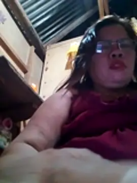 Snapshot of Huge_mama69 chatting on 30, 4, 2026 Huge mama69 online show from 30, 4, 2026
