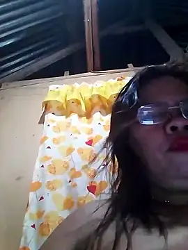 Snapshot of Huge_mama69 chatting on 18, 5, 2026 Huge mama69 online show from 18, 5, 2026