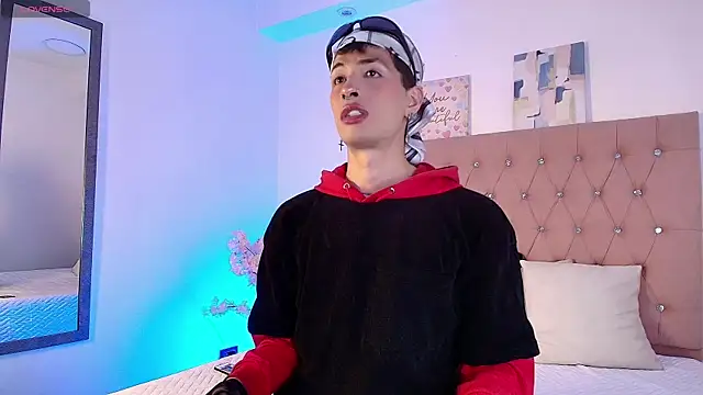 OzorioDany online show from 3, 12, 2025