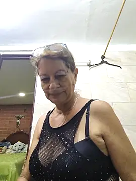 MaryeLunna online show from 12, 11, 2025