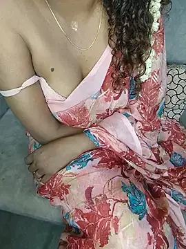Snapshot of Tamilpallavi chatting on 21, 7, 2026 Tamilpallavi online show from 21, 7, 2026