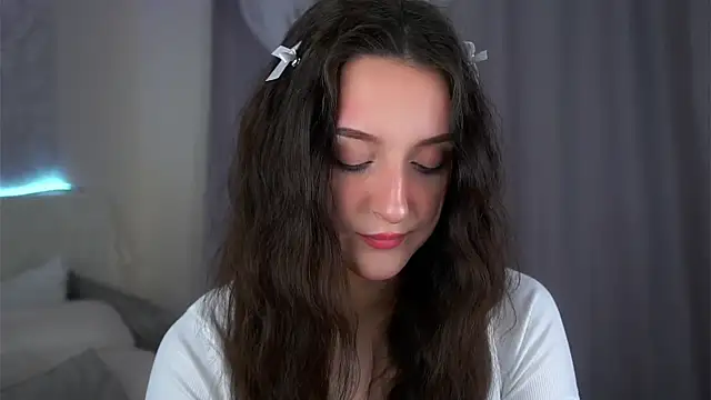 FalineBeacher online show from 9, 3, 2026