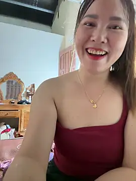 Moan Mary online show from 12, 10, 2025