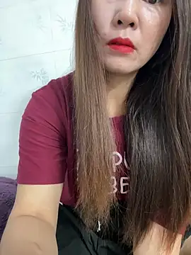 Moan Mary online show from 4, 11, 2025