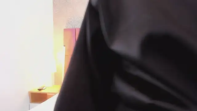 MartinaRizzi online show from 27, 10, 2025