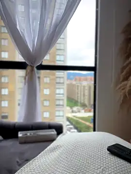 Sofi Leal online show from 19, 11, 2025