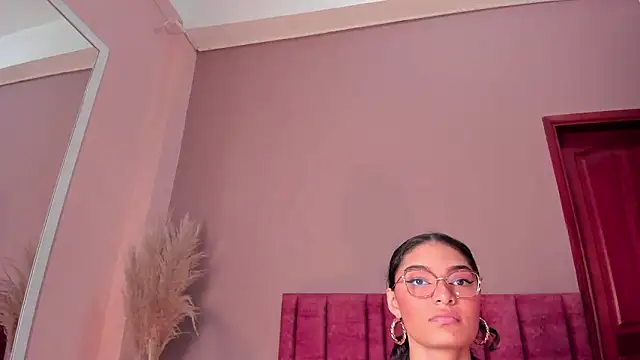 LunaAspen  online show from 14, 1, 2026