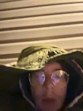 Hungboxer69 online show from 11, 11, 2025