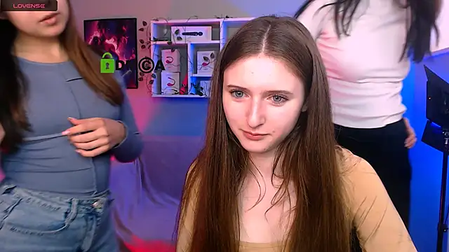 nekky mouse online show from 12, 9, 2025