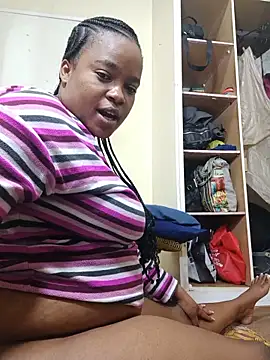 Snapshot of AfricanPopi chatting on 7, 6, 2026 AfricanPopi online show from 7, 6, 2026
