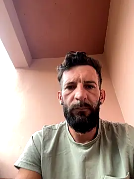 Snapshot of Michel_huge chatting on 15, 9, 2025 Michel huge online show from 15, 9, 2025