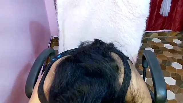 QUEEN SAKHI- online show from 25, 2, 2026