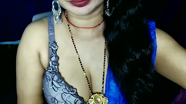 Snapshot of QUEEN_SAKHI- chatting on 15, 6, 2026 QUEEN SAKHI- online show from 15, 6, 2026