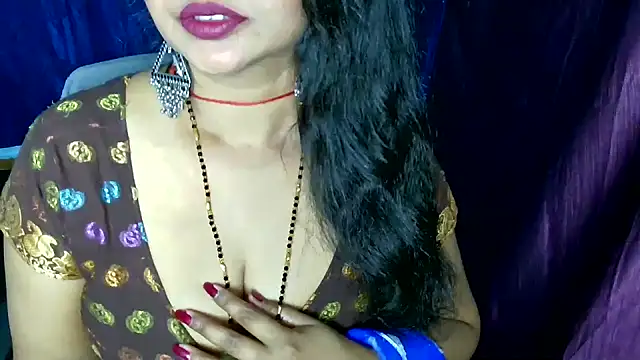 Snapshot of QUEEN_SAKHI- chatting on 7, 7, 2026 QUEEN SAKHI- online show from 7, 7, 2026