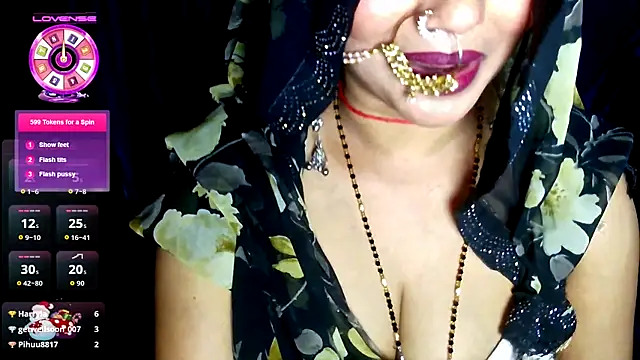 Snapshot of QUEEN_SAKHI- chatting on 8, 7, 2026 QUEEN SAKHI- online show from 8, 7, 2026